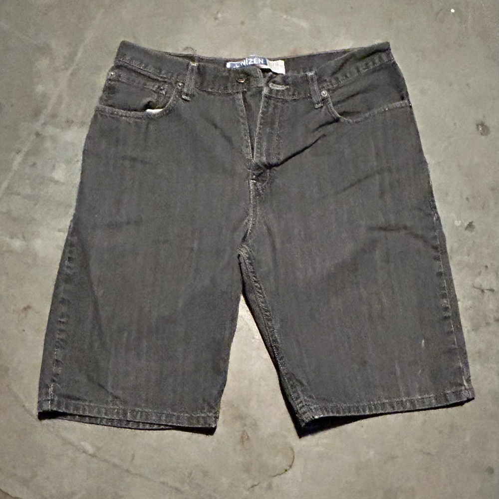 Vintage Black Denim Denizen Jorts 
Waist 32”